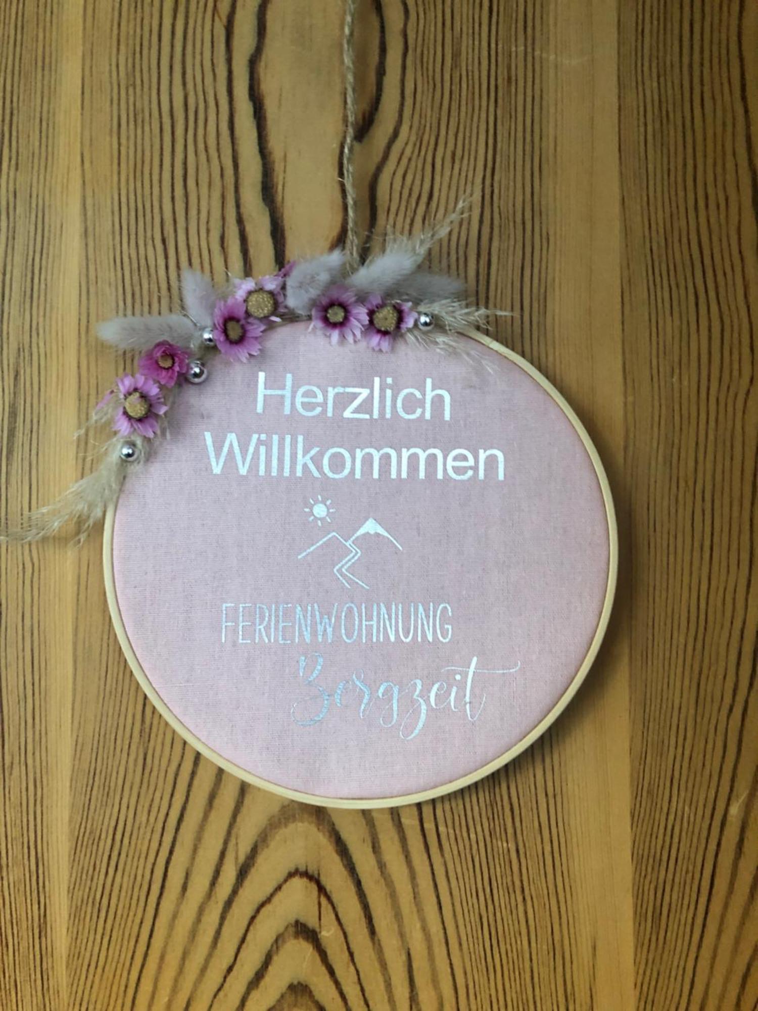 Bergzeit Mit Sauna Und Pool Apartment *